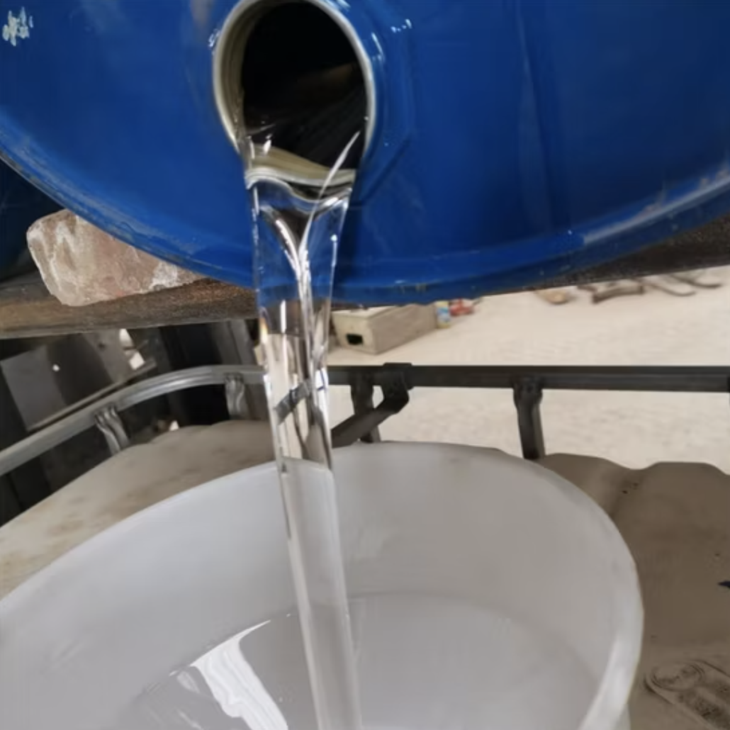 High Viscosity Industrial Grade White Mineral Oil for Dewaxing Lubricating Oil Base Oil Composition CAS 8042475